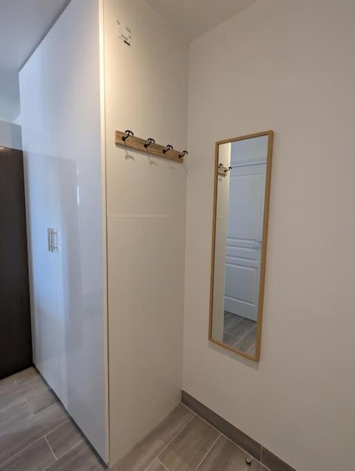 Appart Tout Confort Tres Proche Rer A Torcy  Exterior photo